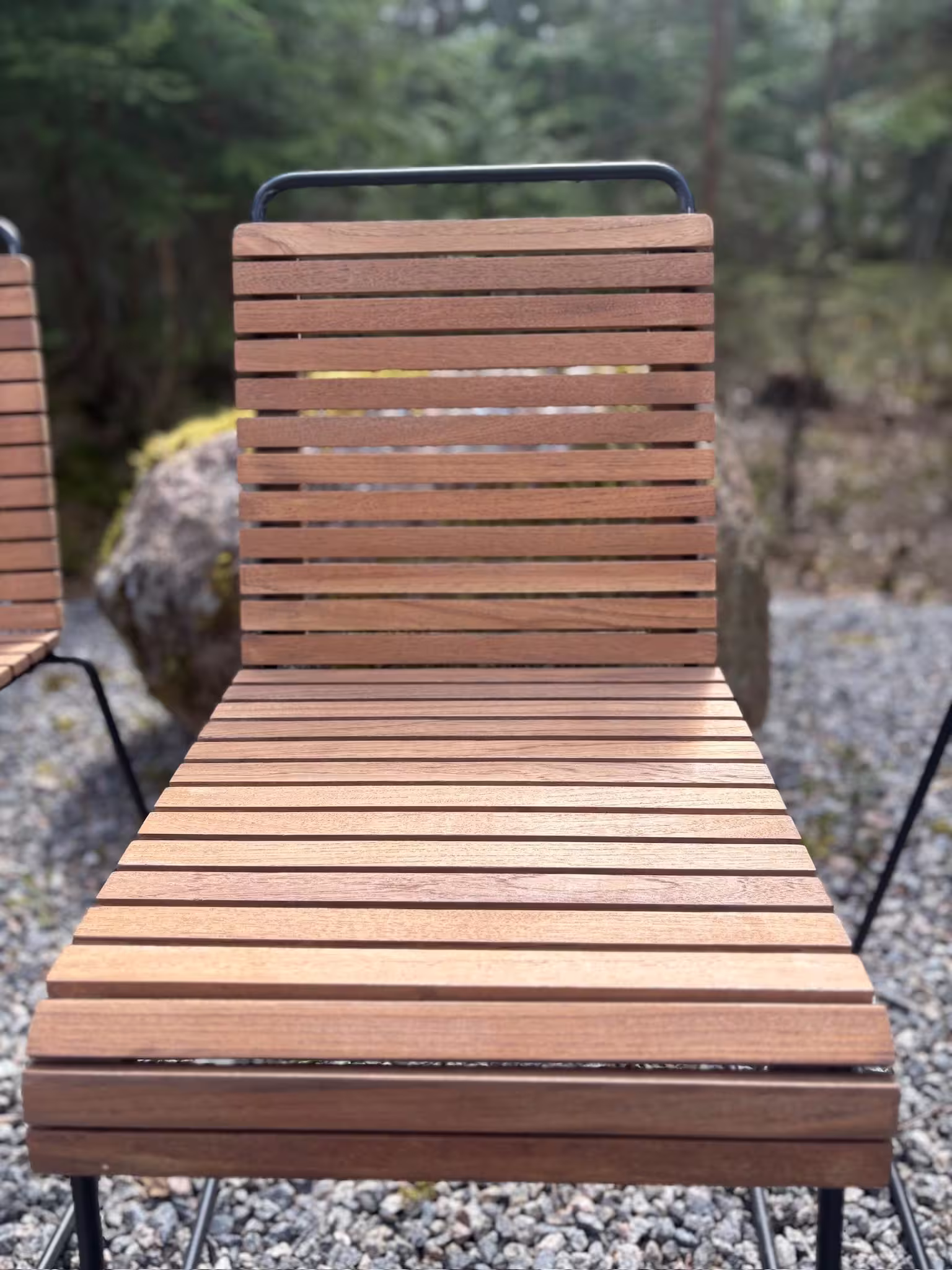 Jälkeen: Puutarhatuolin kunnostus